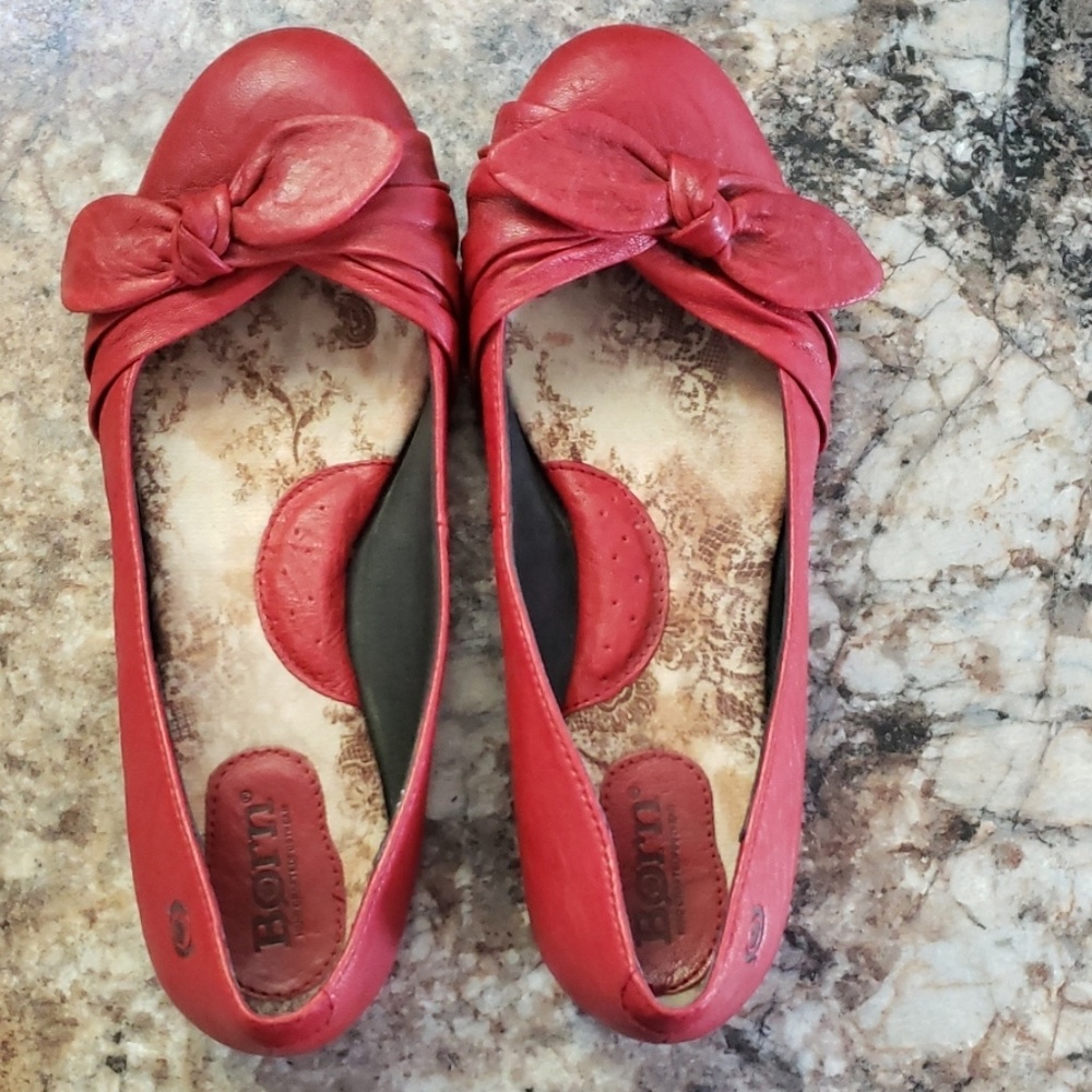Red Born flats
